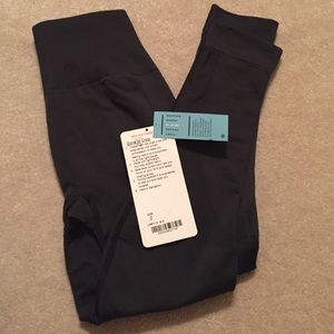 Lululemon Zone In Crop Leggings