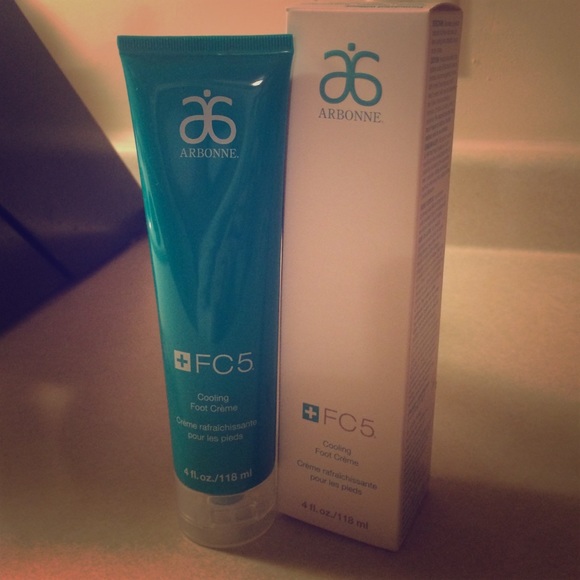 FC5 Arbonne cooling foot Creme
