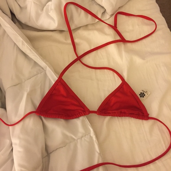 AA sexy red bikini top