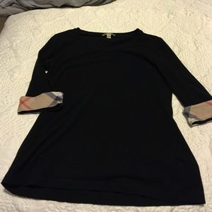 Just a touch of Burberry😊