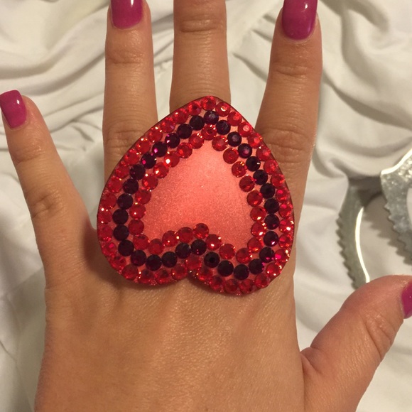Tarina Tarantino Heart Ring