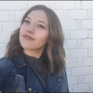 Meet your Posher, Rhea