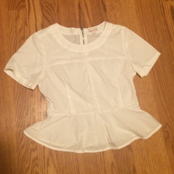 NWOT White Gap linen peplum top
