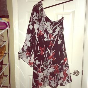 💖SALE💖NWT Maurices L one shoulder dress