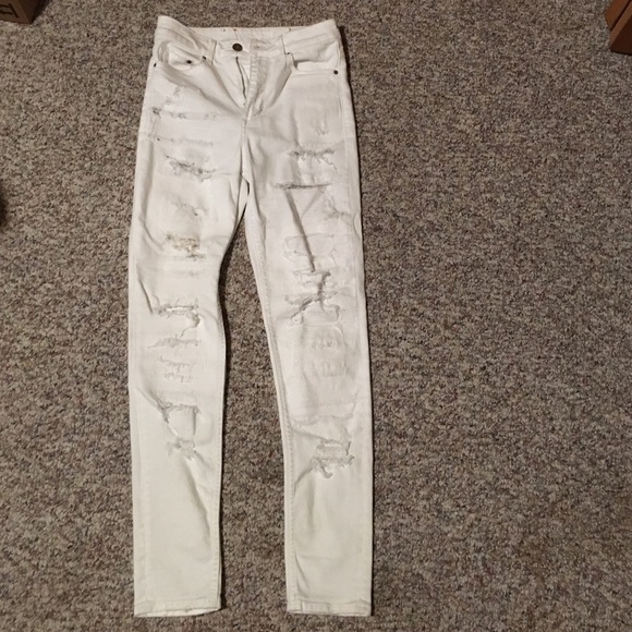 WHITE HIGH WAISTED CUT OUT JEANS