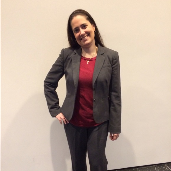 Meet your Posher, Robin - Picture 2 of 2