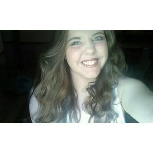 Meet your Posher, Nikki