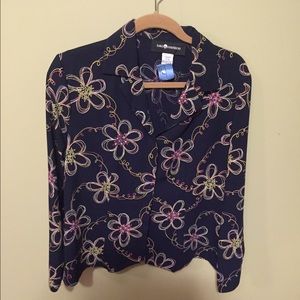 Beautiful and classic Sag Harbor blouse