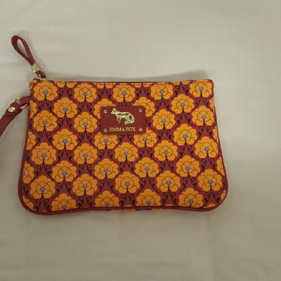NWOT Emma Fox Wristlet