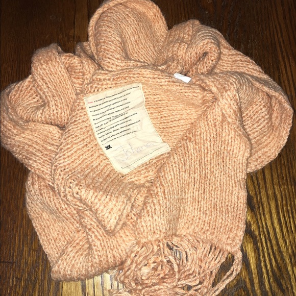 Scarf • Shopping for a Cause