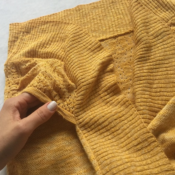 Cardigan - Picture 3 of 4