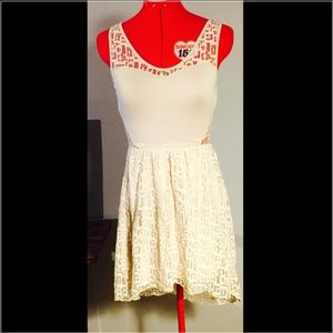 Cute casual hi/lo dress SZ sm cream/off white