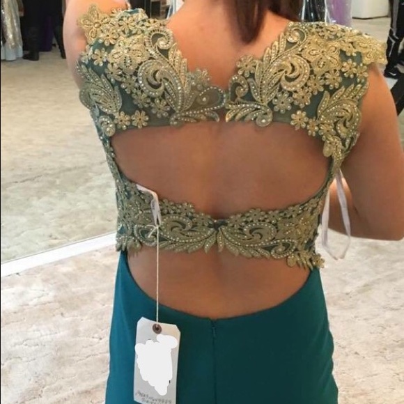 Tony Bowls Teal And Gold Prom Gown - Picture 4 of 4