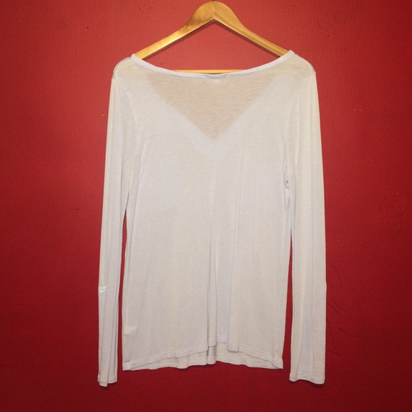 SOLD ‼️ Gap Blouse - Picture 2 of 4