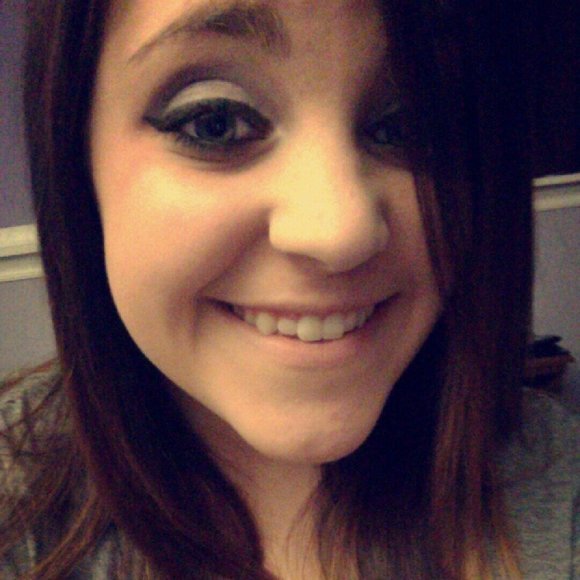 Meet your Posher, Kirsten - Picture 1 of 1