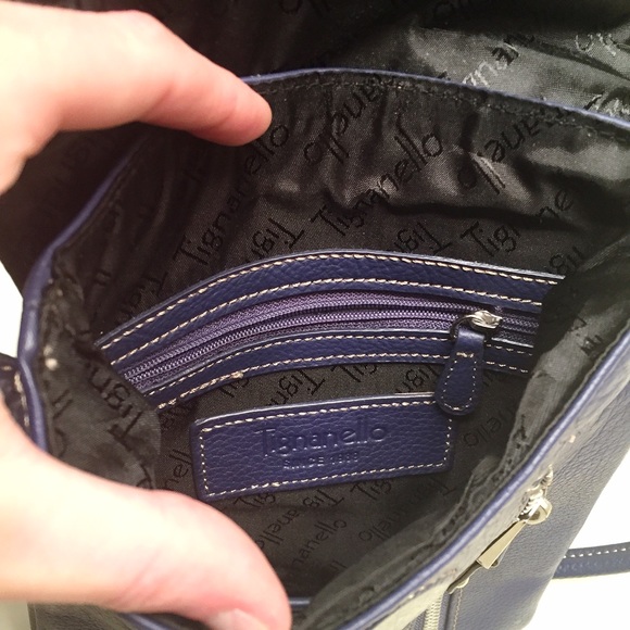 Blue [Tignanello] leather magnetic strap bag - Picture 3 of 4