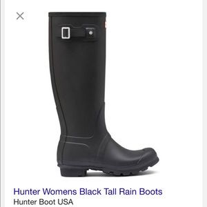 Black matte hunter rain boots