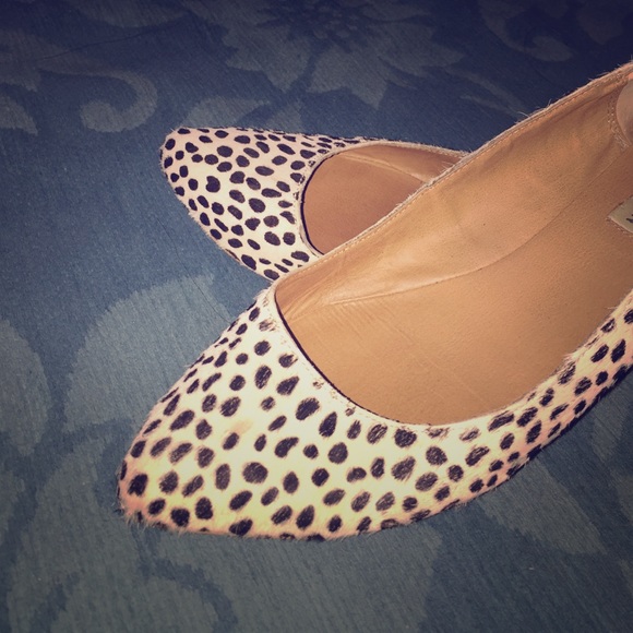 Steven madden animal print flats