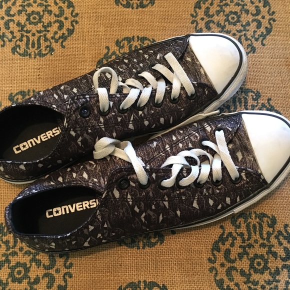 Metallic Pattern Converse