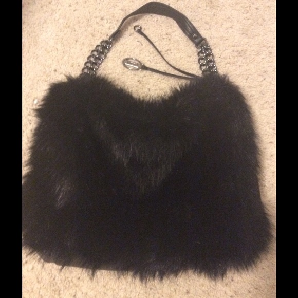 Leather and fur shoulder bag