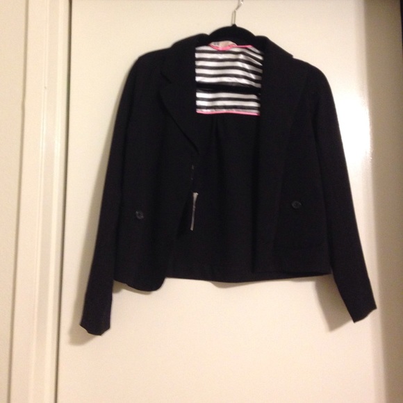 Black and white stripe coat - Picture 1 of 4