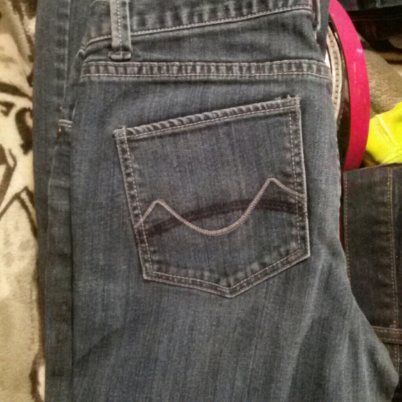 Jeans - Picture 3 of 4