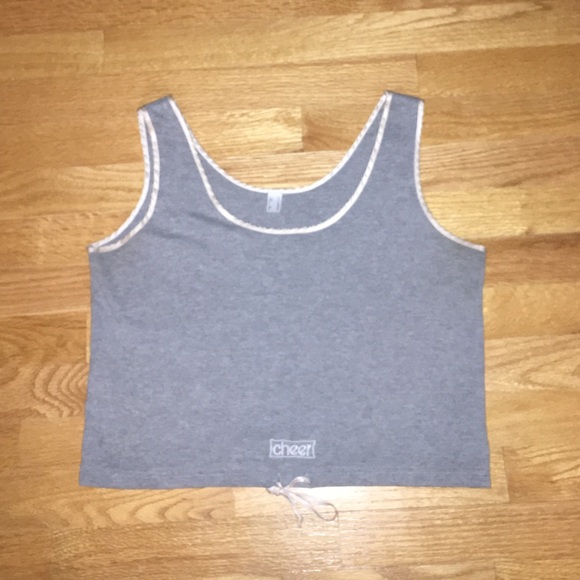 LOWEST ✨ Vintage cheer top