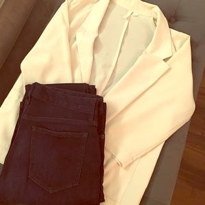 Light-weight cream Frenchi Blazer Size M