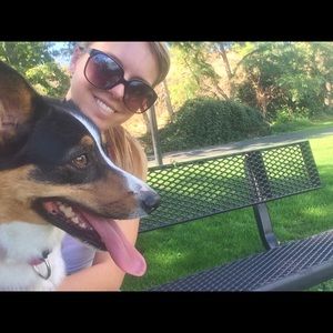 Meet your Posher, Kelsey