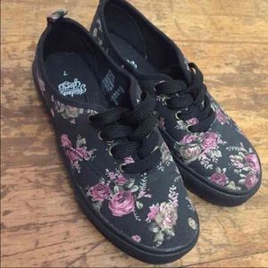 Floral shoes