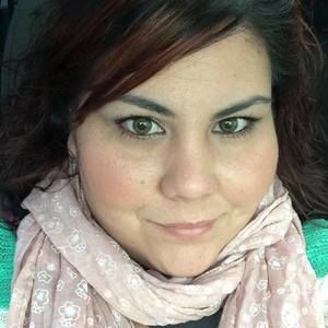 Meet your Posher, Lea