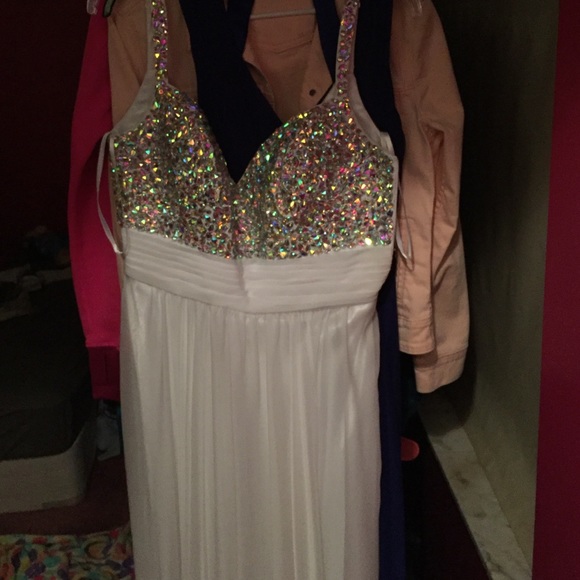 White rhinestone prom/formal dress