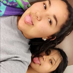 Meet your Posher, Violet