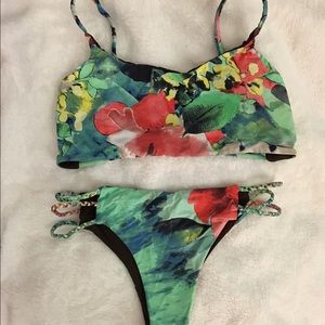 San Lorenzo Bikinis Tropical Set