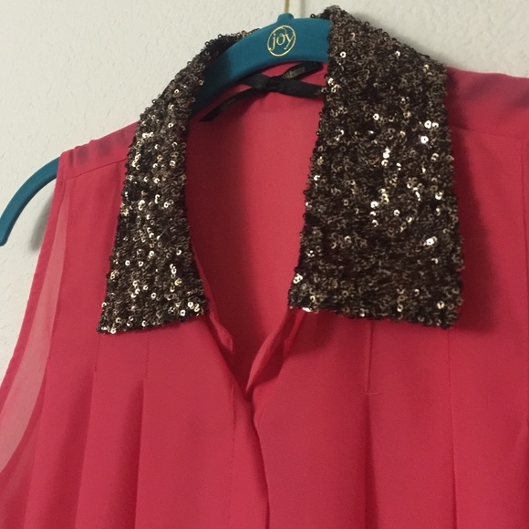 Sequined Collar Sleeveless - Picture 1 of 3