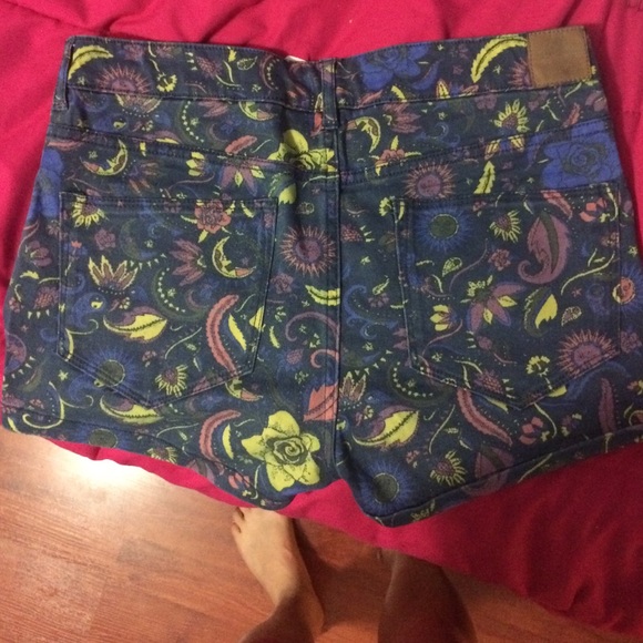 Dont wear them - Picture 2 of 3