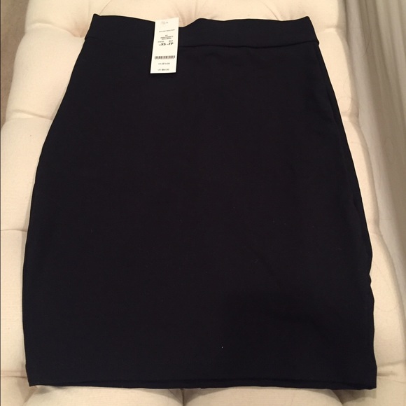 Bebe skirt