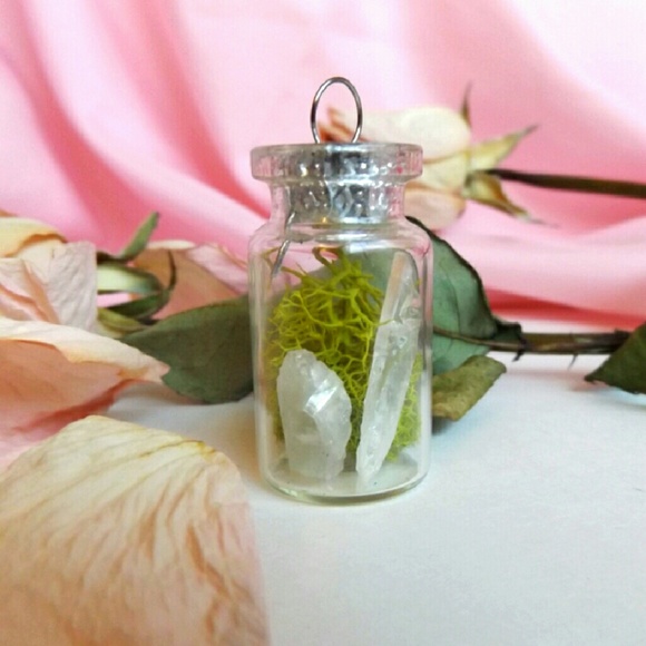 Angel Aura Quartz Crystal Terrarium Necklace lrg