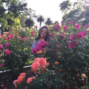 Meet your Posher, Alla