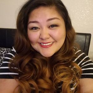 Meet your Posher, Leah