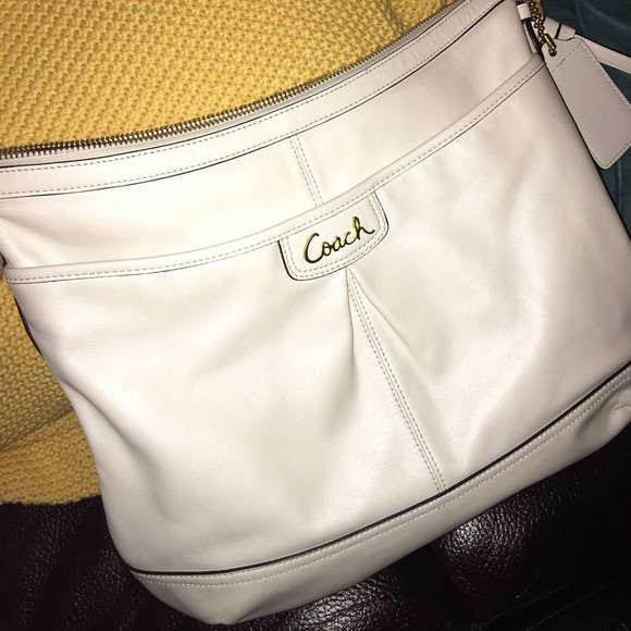 *sold*Coach Park Leather Ivory Duffle F19726 - Picture 1 of 4