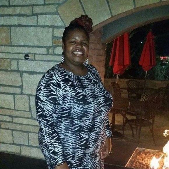 Meet your Posher, Shemika - Picture 1 of 1