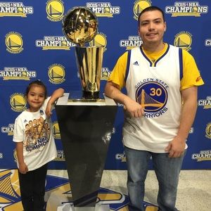 Meet your Posher, Christopher