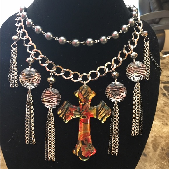 Fashion Necklace Cross with earrings - Picture 1 of 1