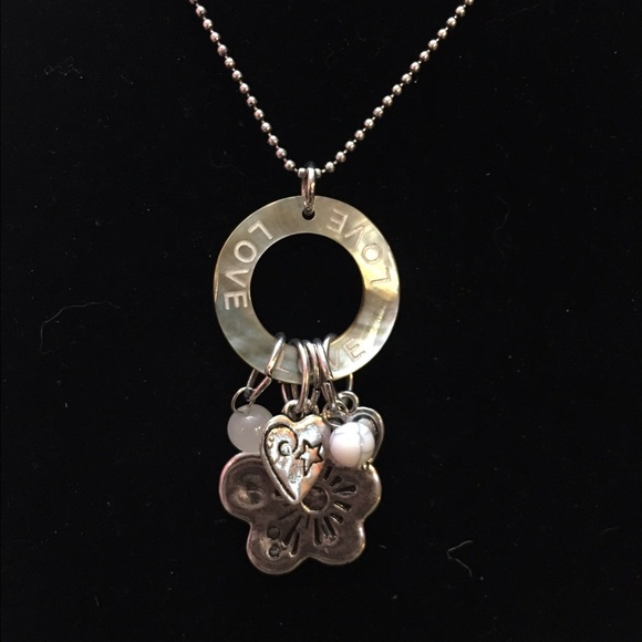 Necklace - Picture 1 of 1