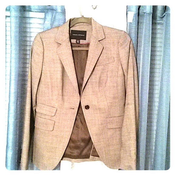A banana republic sports coat