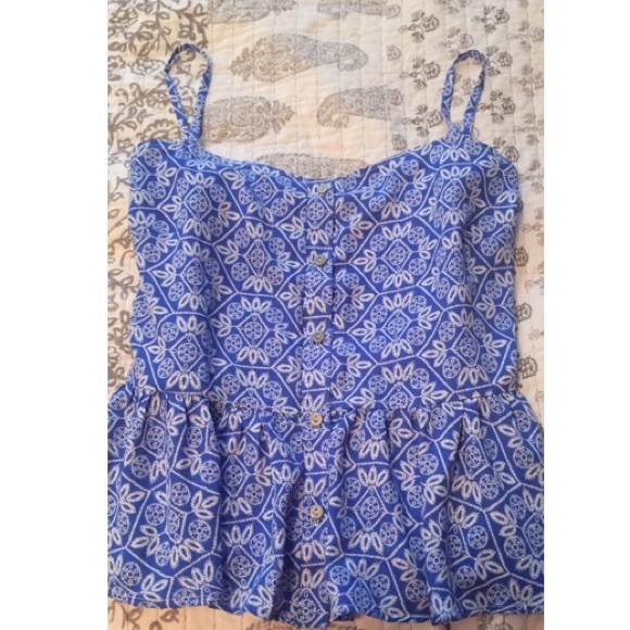 Boutique flare out shirt