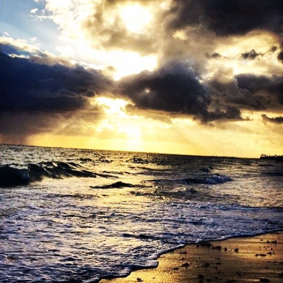 Meet your Posher, Kristen - Picture 1 of 1