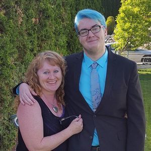 Meet your Posher, Valorie