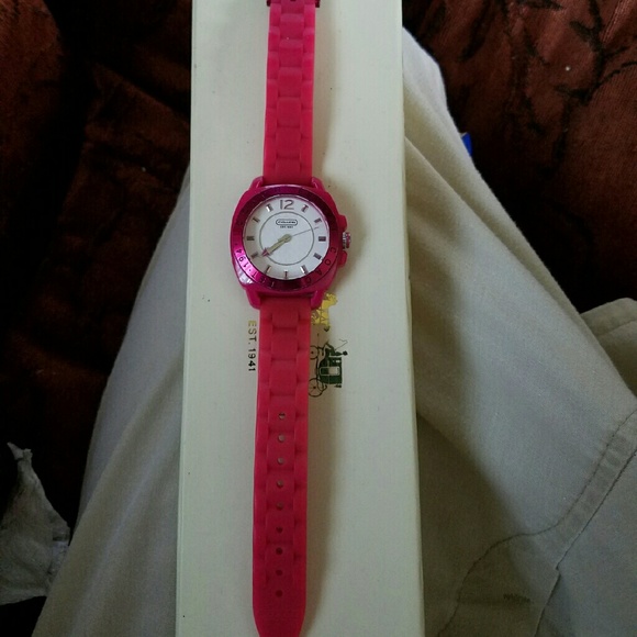 Authentic coach watch ISO ANY IN THIS STYLE